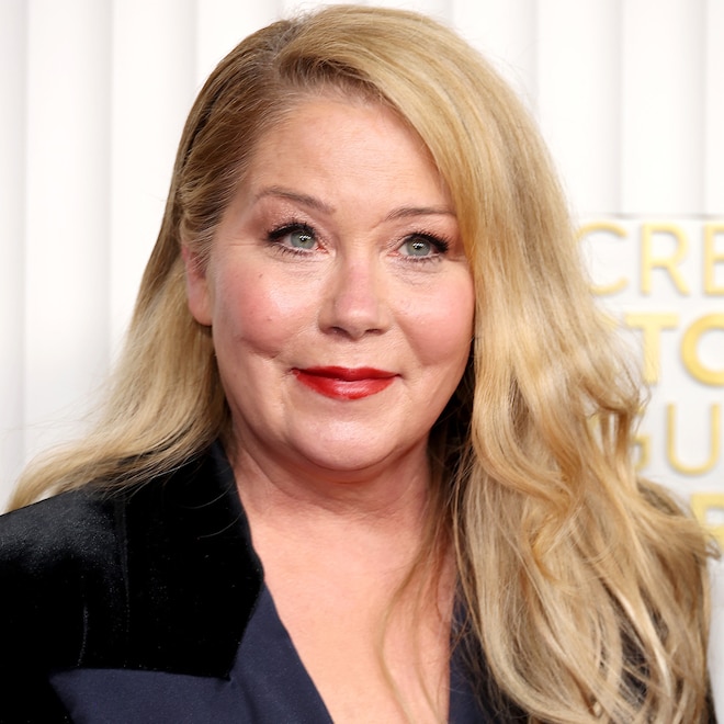 Tearful Christina Applegate Mourns Death of Dad Robert Applegate